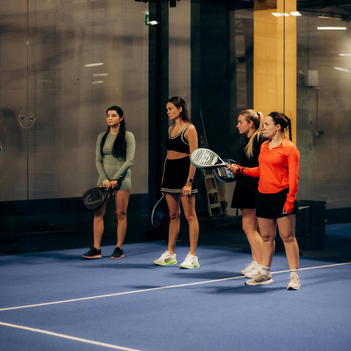 Indoor Padel